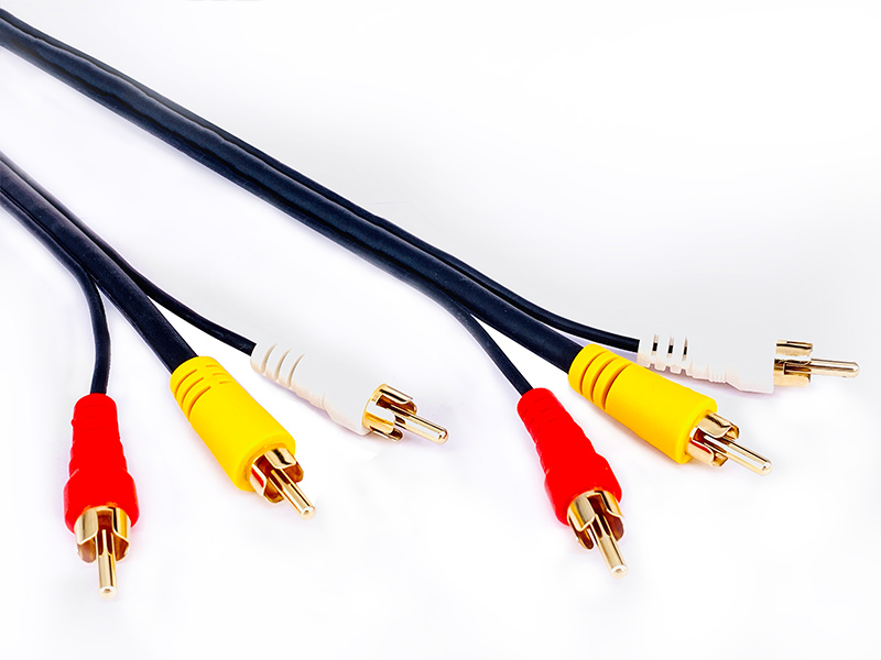 3RCA to 3RCA With One Thick and Two Thin Cables